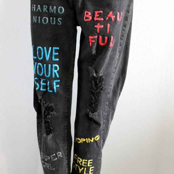 Shein High Rise Slogan Graphic Distressed Black Jean Size L - Picture 5 of 13